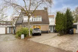 Amstelveen, Troubadour 150