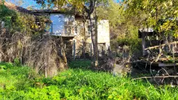 Huis met een perceel van 686 m² en extra gebouwen in Kosta Perchevo - Bulgarije