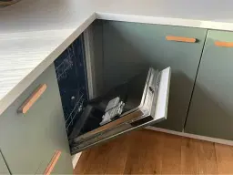 Moderne Woonboot / Woonark te Heeg