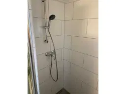 Moderne Woonboot / Woonark te Heeg