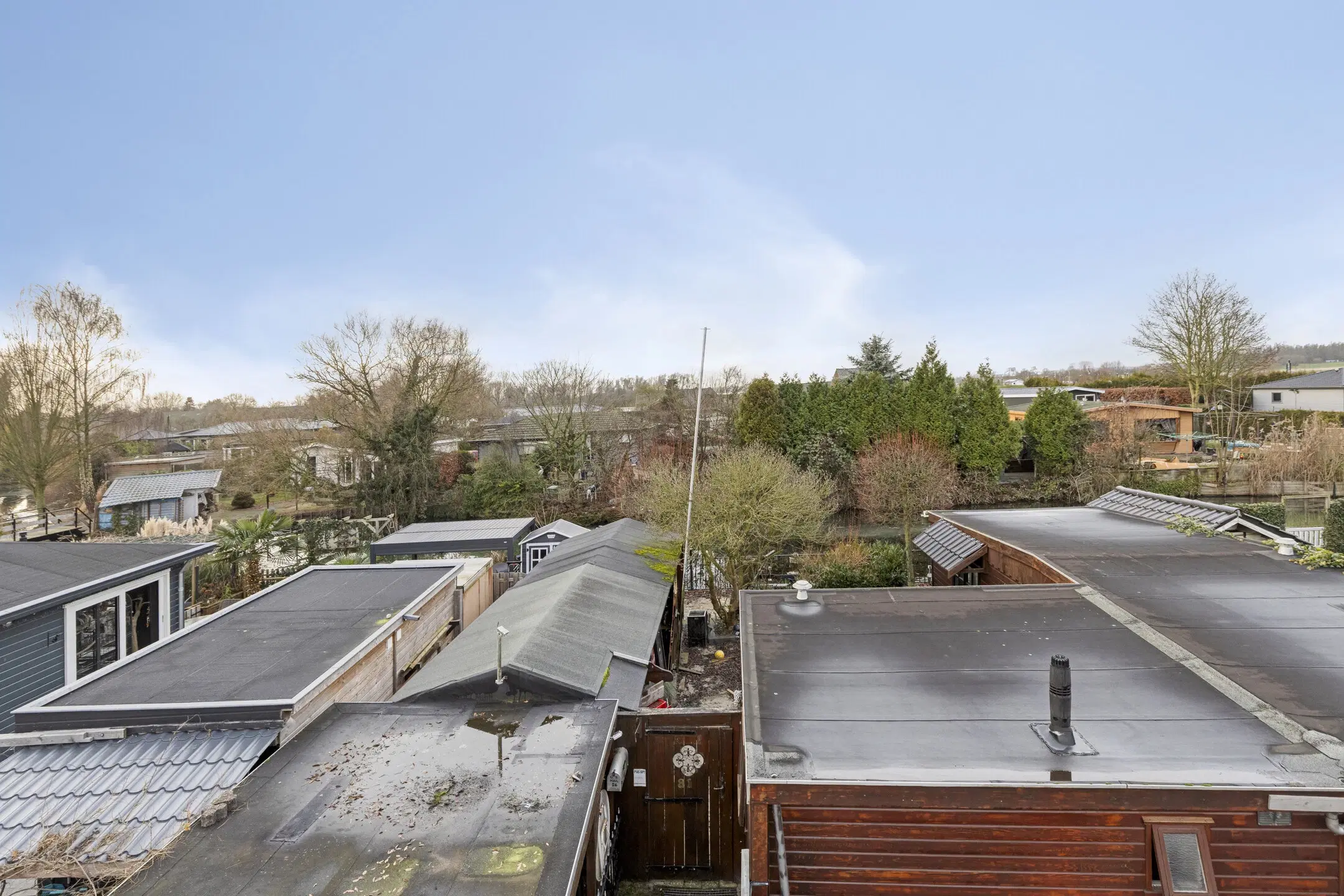 Maurik, Rijnbandijk 111 81