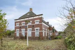 Veendam, Numero Dertien 24