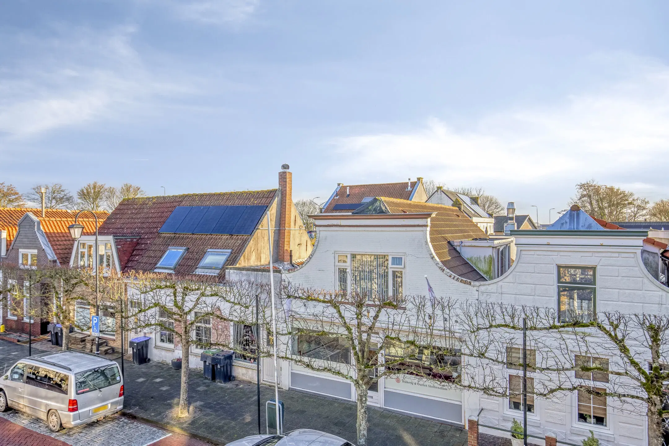 Stellendam, Voorstraat 9 en Mr. Iman Caustraat 6 