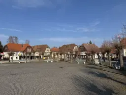 Vakwerkhuis nabij drielandenpunt Duitsland, Tsjechië en Polen in Hirschfelde, Duitsland