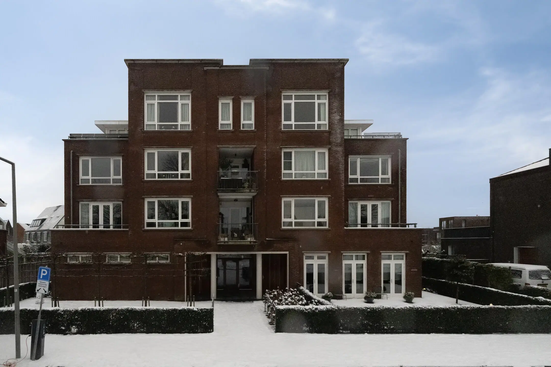 Rotterdam, Van der Duijn van Maasdamweg 530