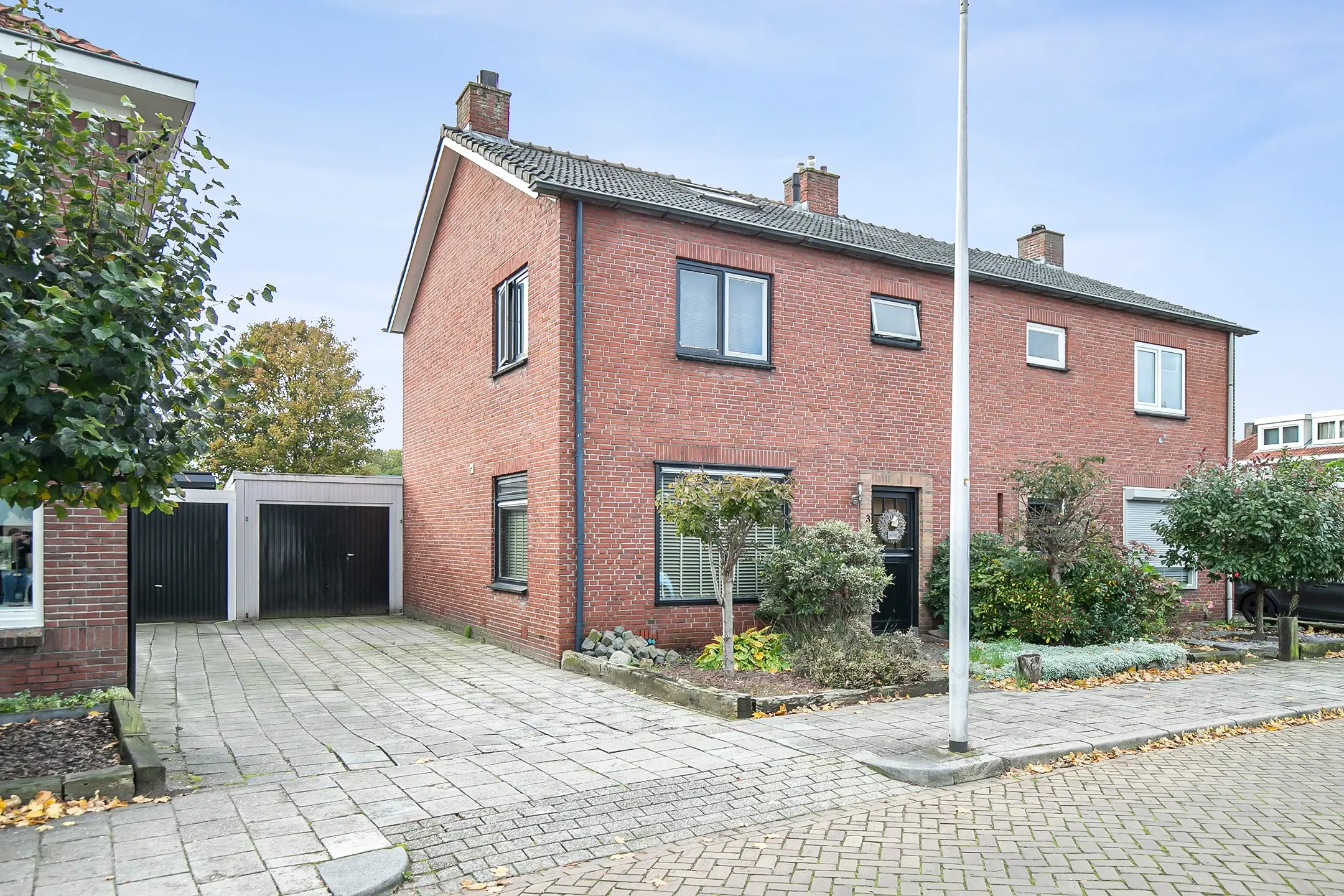 Almelo, Gerard Doustraat 3