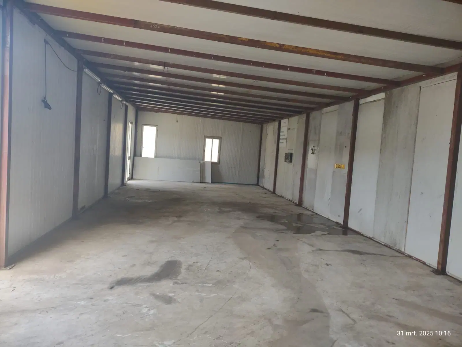 Wegens beëindiging werkzaamheden 1.000 m² industrieel terrein in het havengebied van Porto Torres - Italië