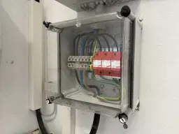 Magazijncomplex op perceel van 2962 m² in Hirschfeld - Duitsland