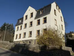 2 Karakteristieke wooncomplexen met totaal 19 eenheden op perceel van 3810 m² in Borstendorf, Duitsland