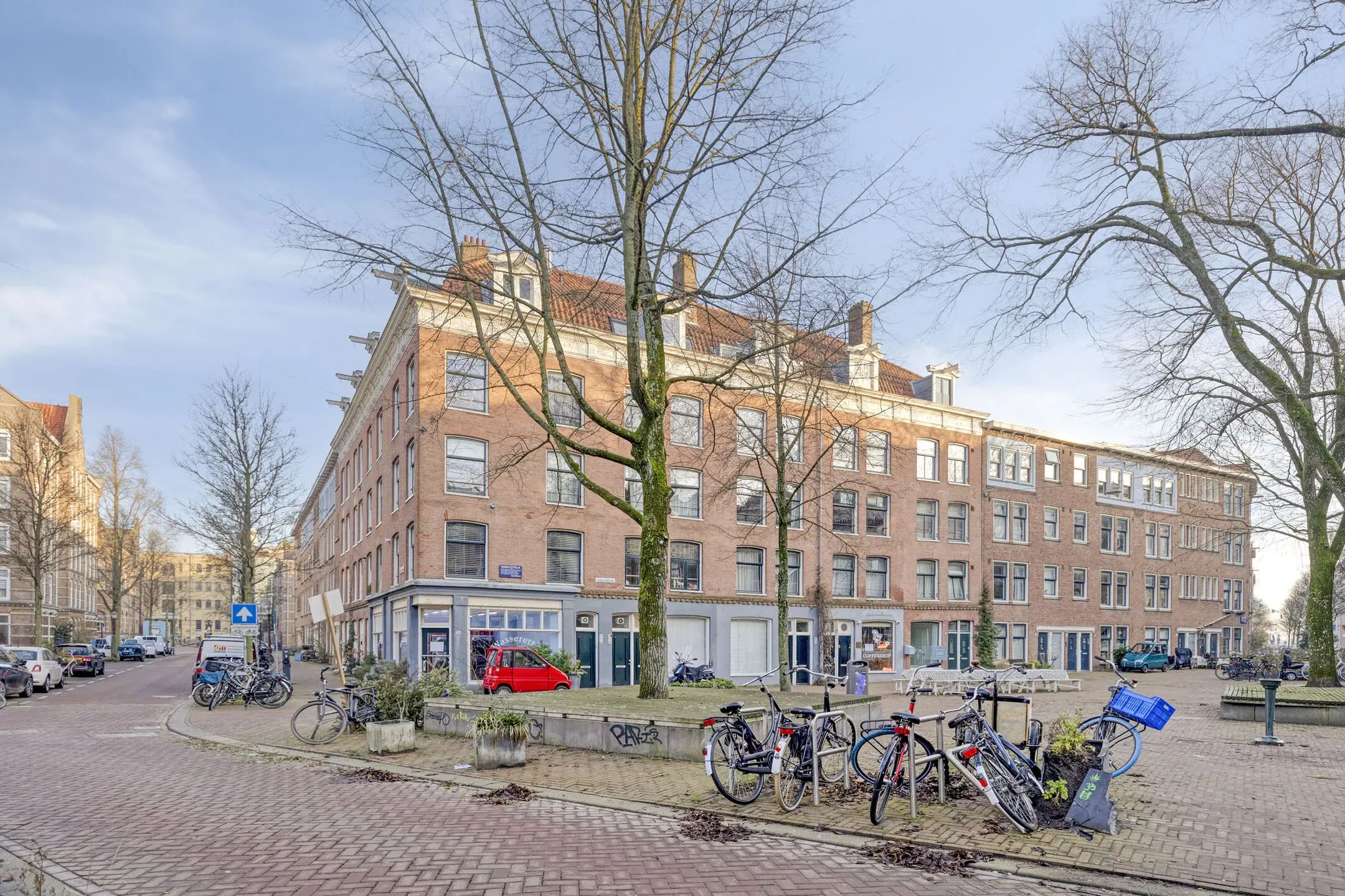 Amsterdam, Van Linschotenstraat 51