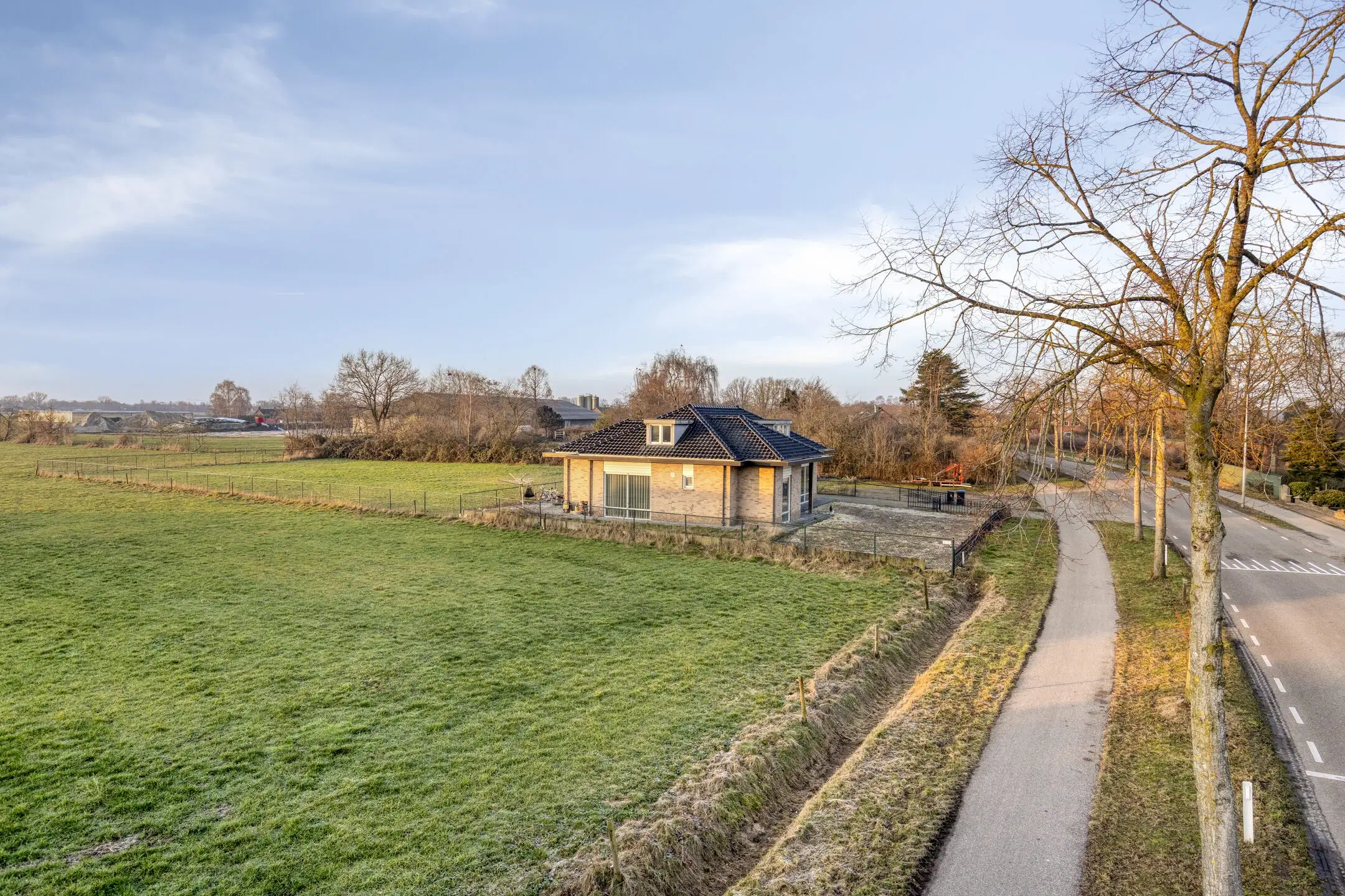 Zundert, Achtmaalseweg 119 A en 126 B
