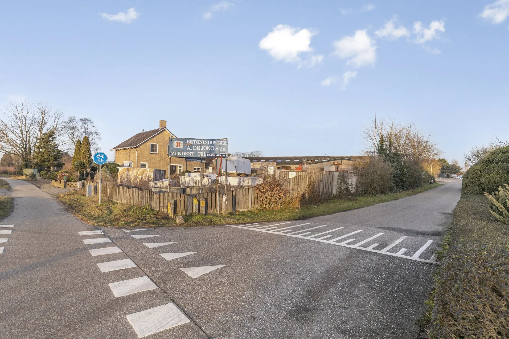 Zundert, Achtmaalseweg 119 A en 126 B