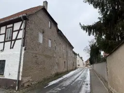 Ruim woon- en werkhuis op perceel van 690 m² in Ritteburg, Halle, Leipzig - Duitsland