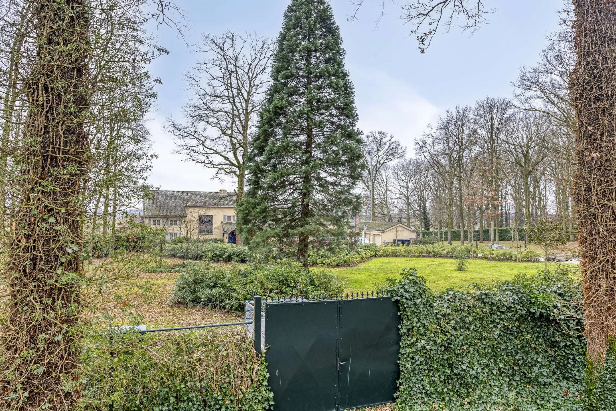 Roermond, Laan van Schöndeln 2