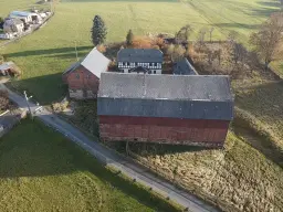 Idyllisch 4-zijdig landgoed op perceel van 3.451 m² in Heinsdorfergrund - Duitsland