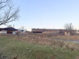 Agrarisch terrein met voormalige melkstal op perceel van 1.878m² bij Meiningen, Kassel, Duitsland