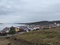 Karakteristieke toren en bebouwing op perceel van 1.377 m² nabij Klobikau, Halle - Duitsland