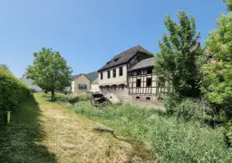 Historische watermolen met parkeerplaatsen op 402 m² perceel nabij Erfurt in Uhlstädt - Duitsland