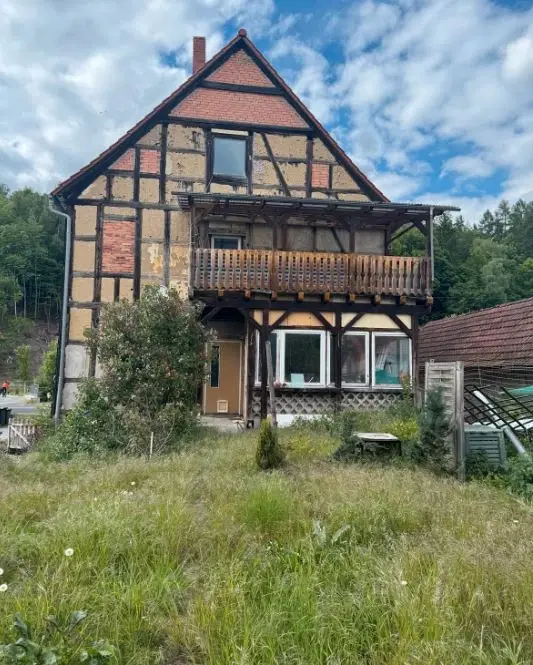 Meergezinswoning met groot ontwikkelingspotentieel in Schleusingen, Hinternah, Thüringen - Duitsland