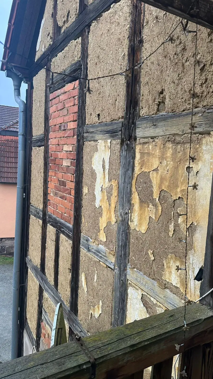 Meergezinswoning met groot ontwikkelingspotentieel in Schleusingen, Hinternah, Thüringen - Duitsland