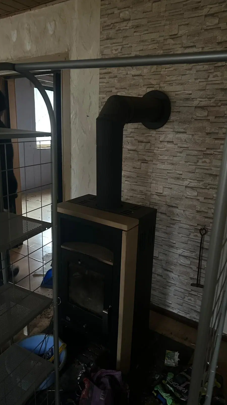 Meergezinswoning met groot ontwikkelingspotentieel in Schleusingen, Hinternah, Thüringen - Duitsland