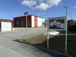 Uniek! Voormalige textielfabriek op perceel van 5.493 m² in Walddorf - Duitsland