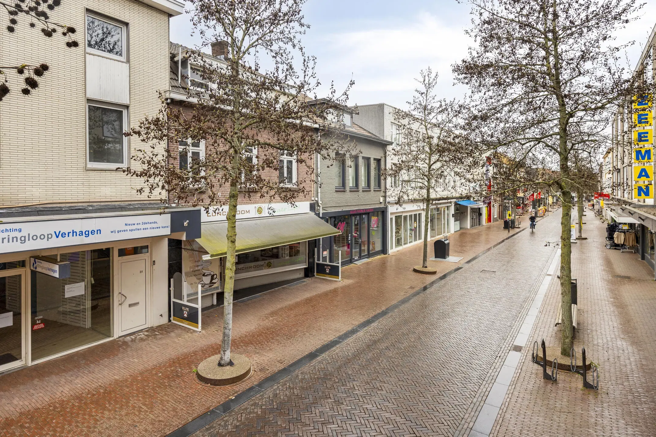 Hoensbroek, Kouvenderstraat 33, 33a en 35