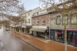 Hoensbroek, Kouvenderstraat 33, 33a en 35