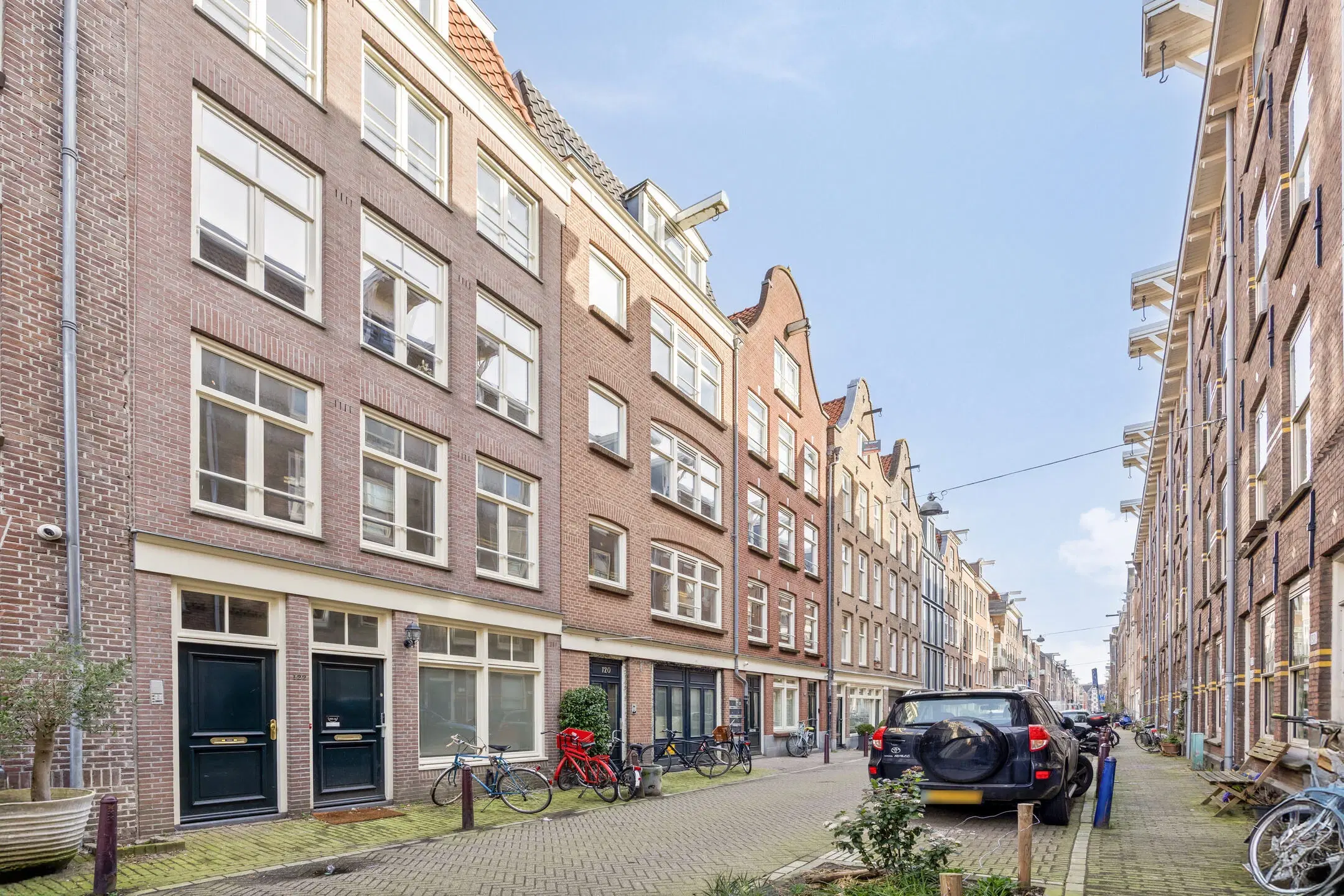 Amsterdam, Goudsbloemstraat 122 A