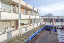 Lekkerkerk, Raadhuisplein 39 a