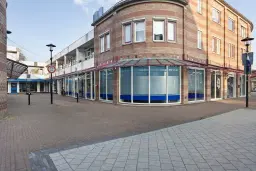 Lekkerkerk, Raadhuisplein 47