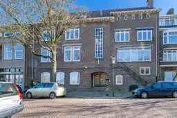 Dordrecht, Blauwpoortsplein 4