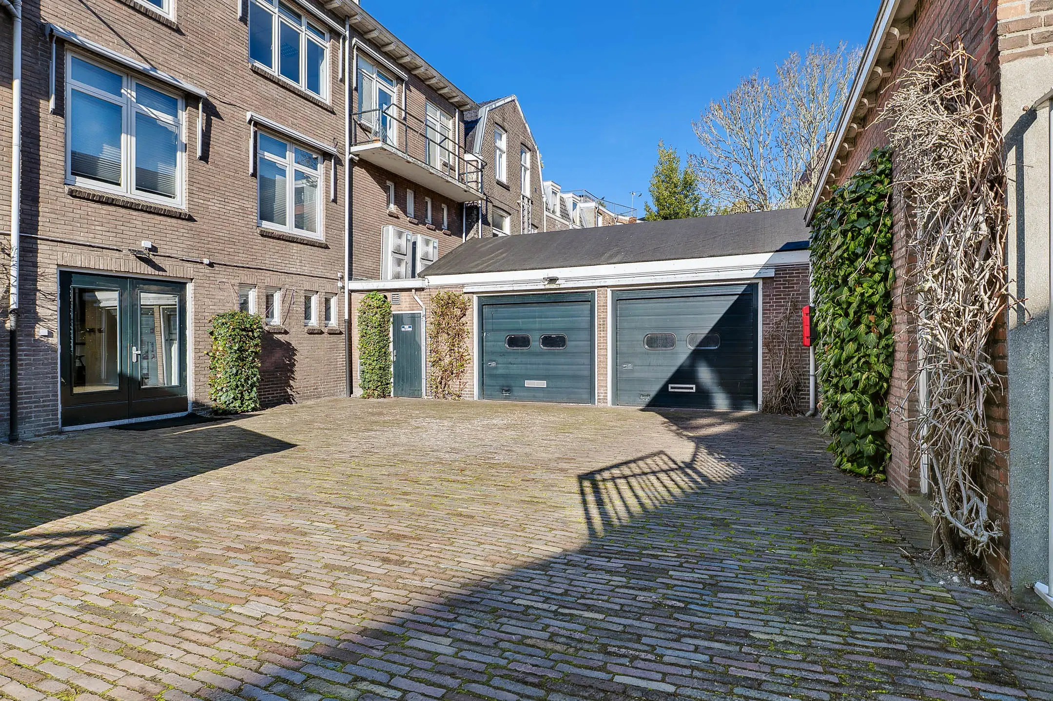 Dordrecht, Blauwpoortsplein 4