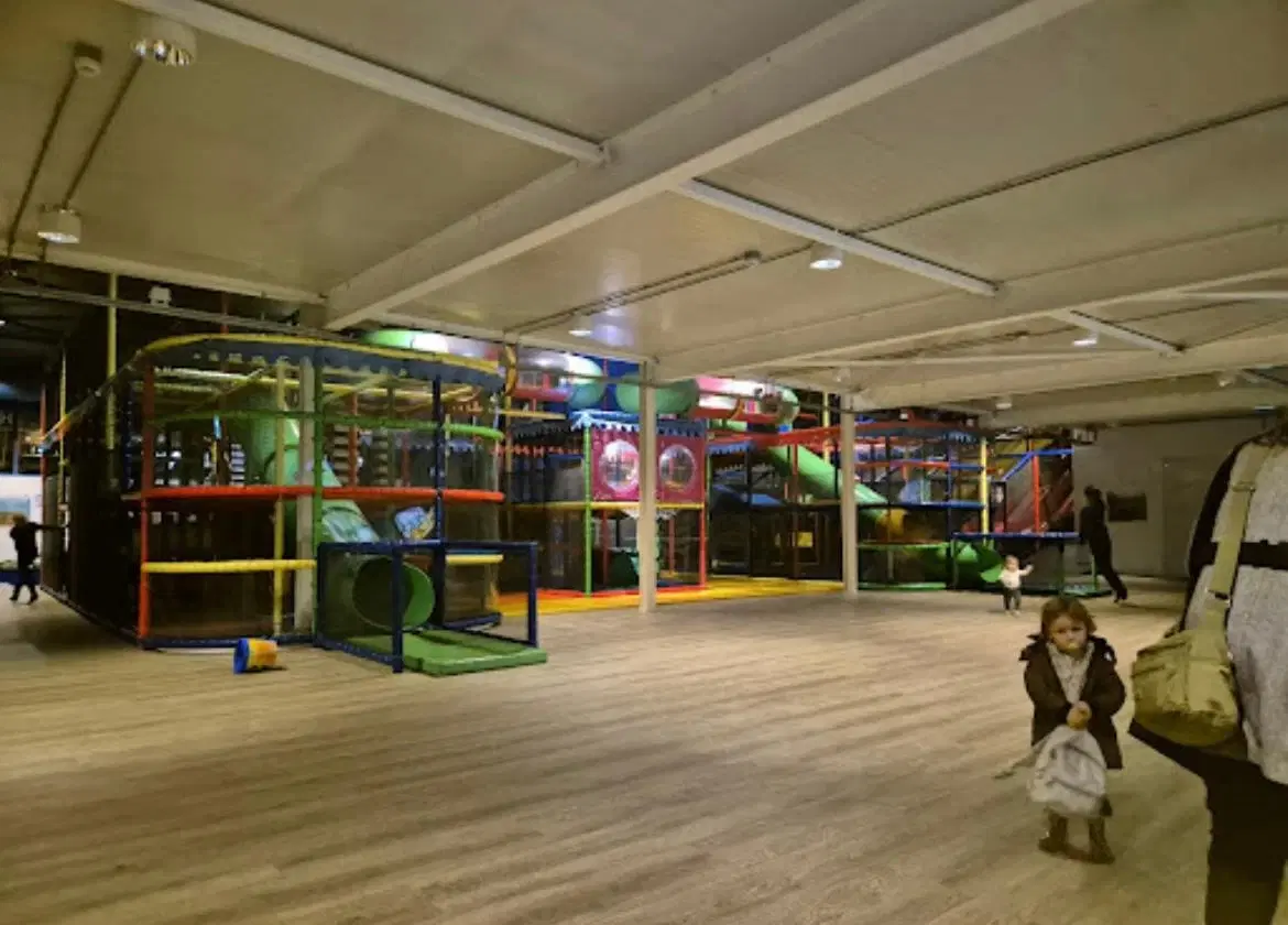 Biddinghuizen, Spijkweg 15 -  P347