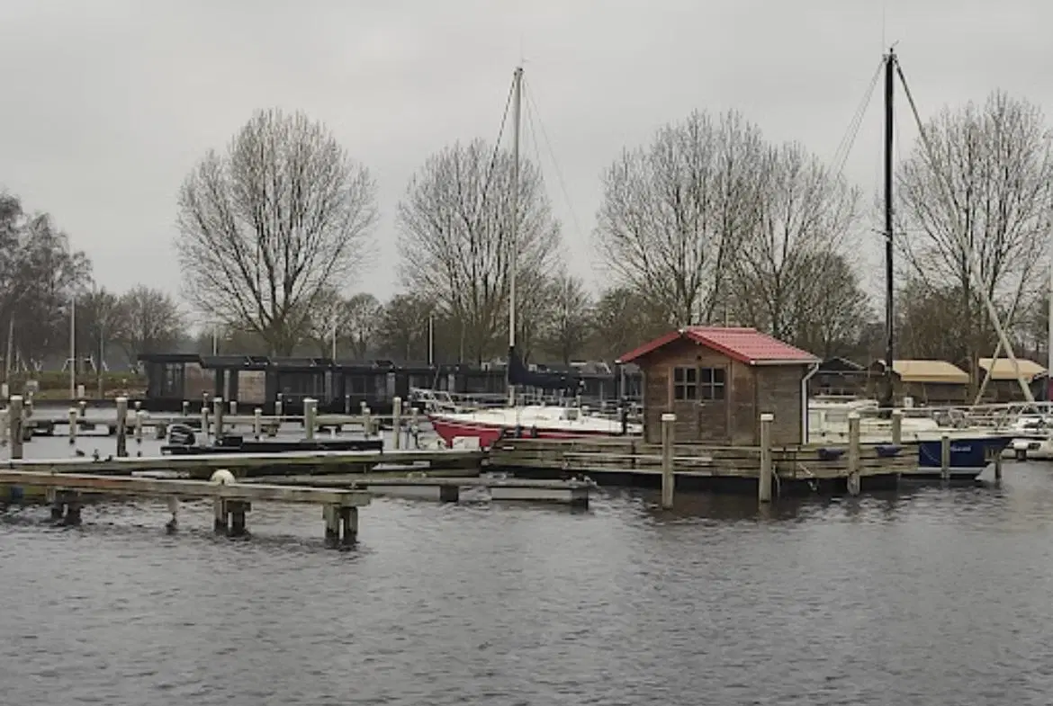 Biddinghuizen, Spijkweg 15 -  P347