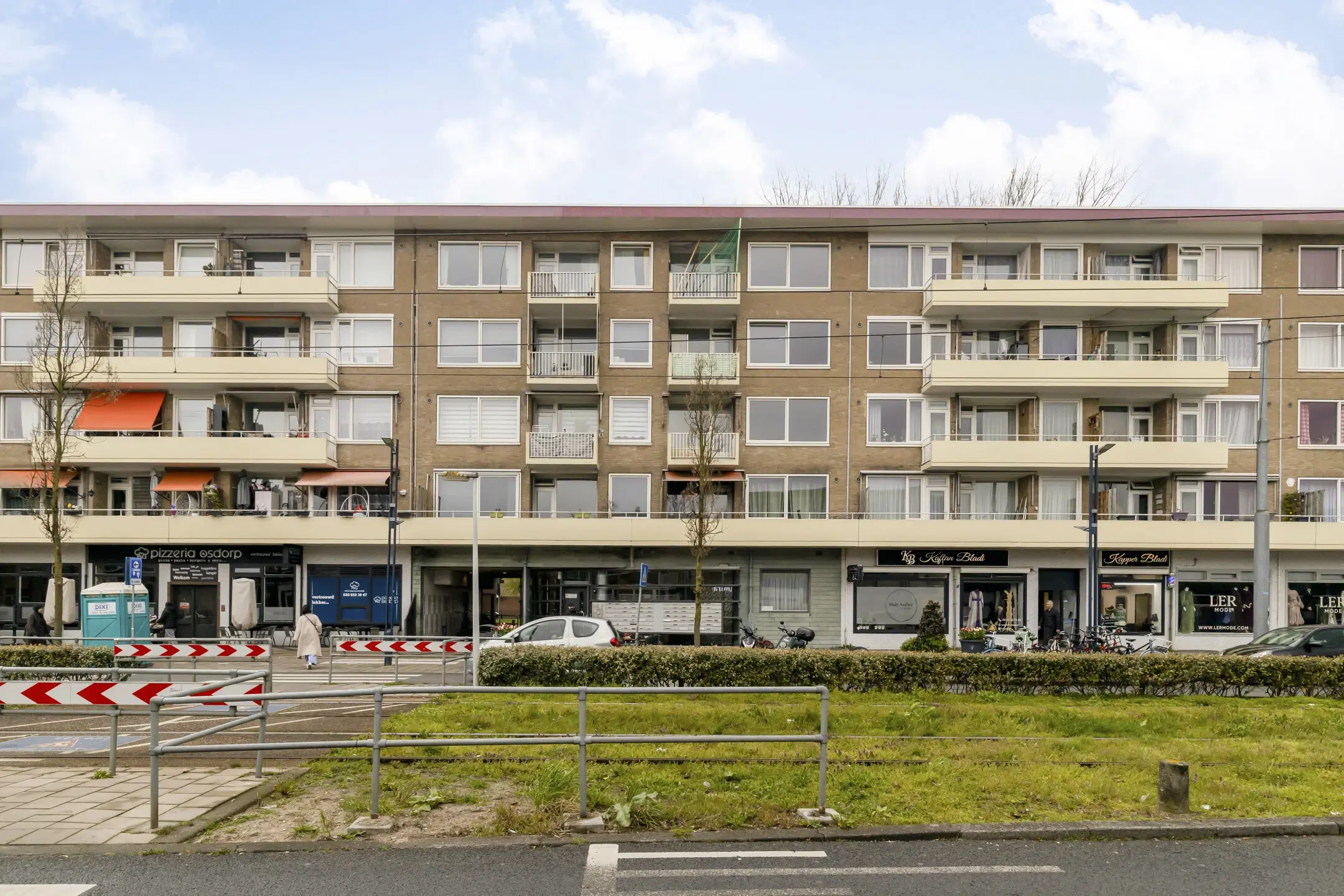 Amsterdam, Tussen Meer 236