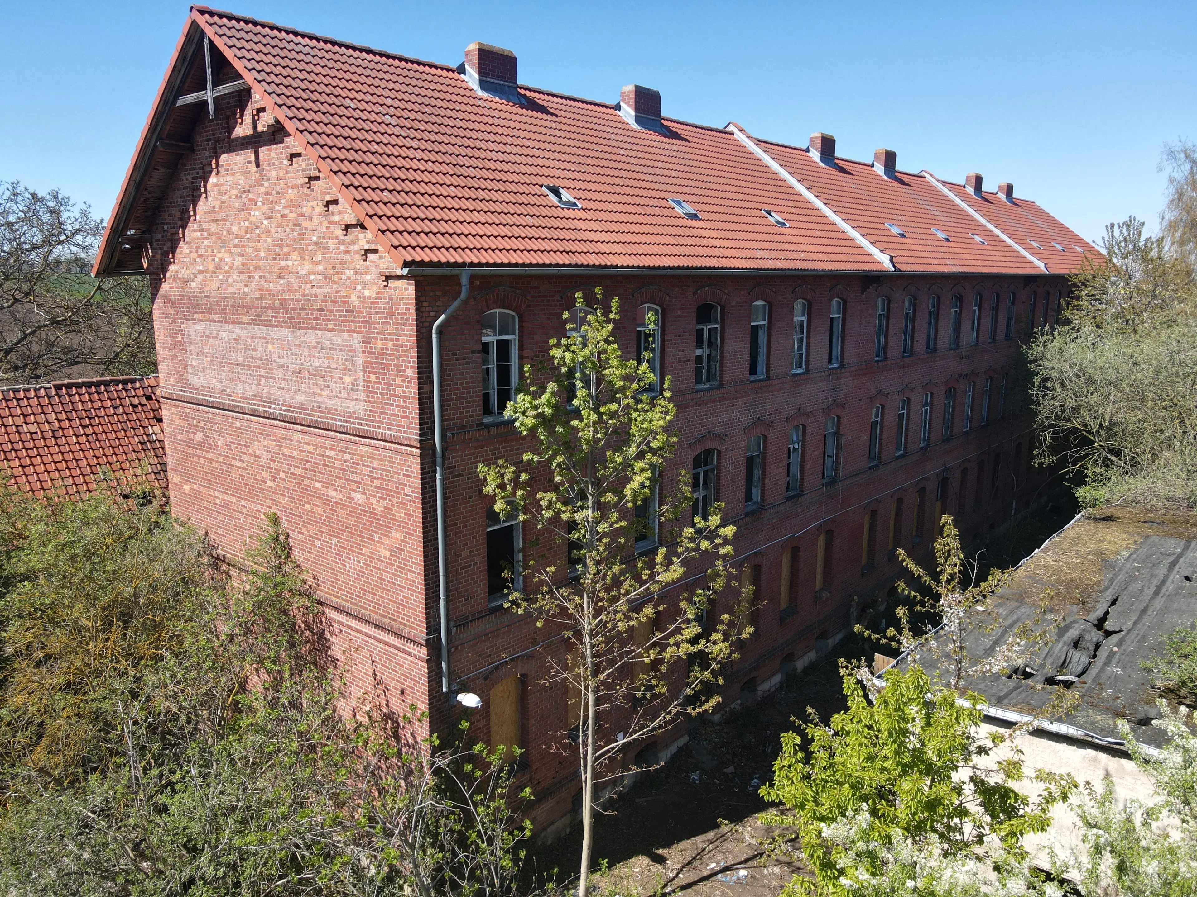 Beleggingsobject 18 eenheden op 3.087 m² perceel in nabij Braunschweig, Anderbeck, Huy - Duitsland
