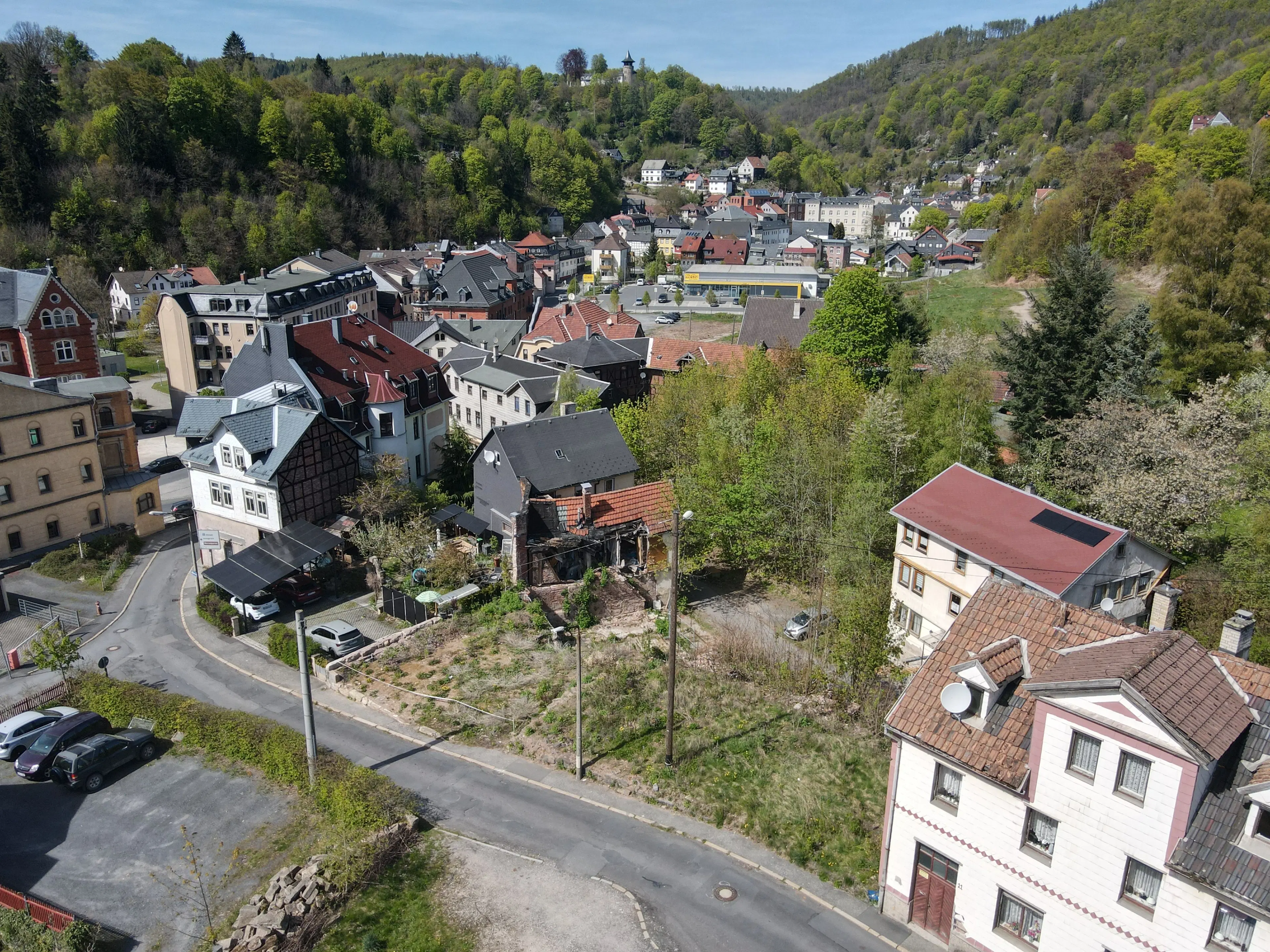Bouwperceel van 392 m² in Sonneberg - Duitsland