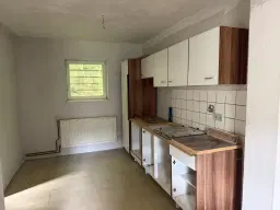 3 wooneenheden op perceel 1.398 m² in Gerstungen, nabij Eisenach - Duitsland