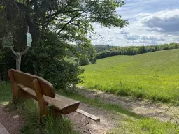 3 wooneenheden op perceel 1.398 m² in Gerstungen, nabij Eisenach - Duitsland