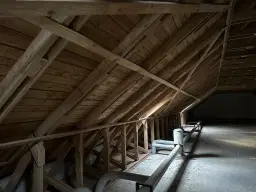60 appartementen / studio’s, bouwjaar 1988, 25 verhuurd (€ 82.800,= huur) - Markneukirchen - Duitsland