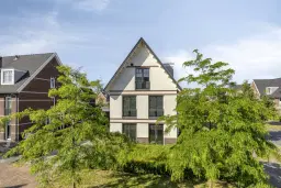Badhoevedorp, Trompetbloemstraat 1
