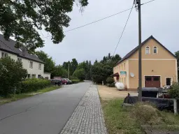 Woonhuis met schuur op 1.309 m² perceel in Jänkendorf - Duitsland