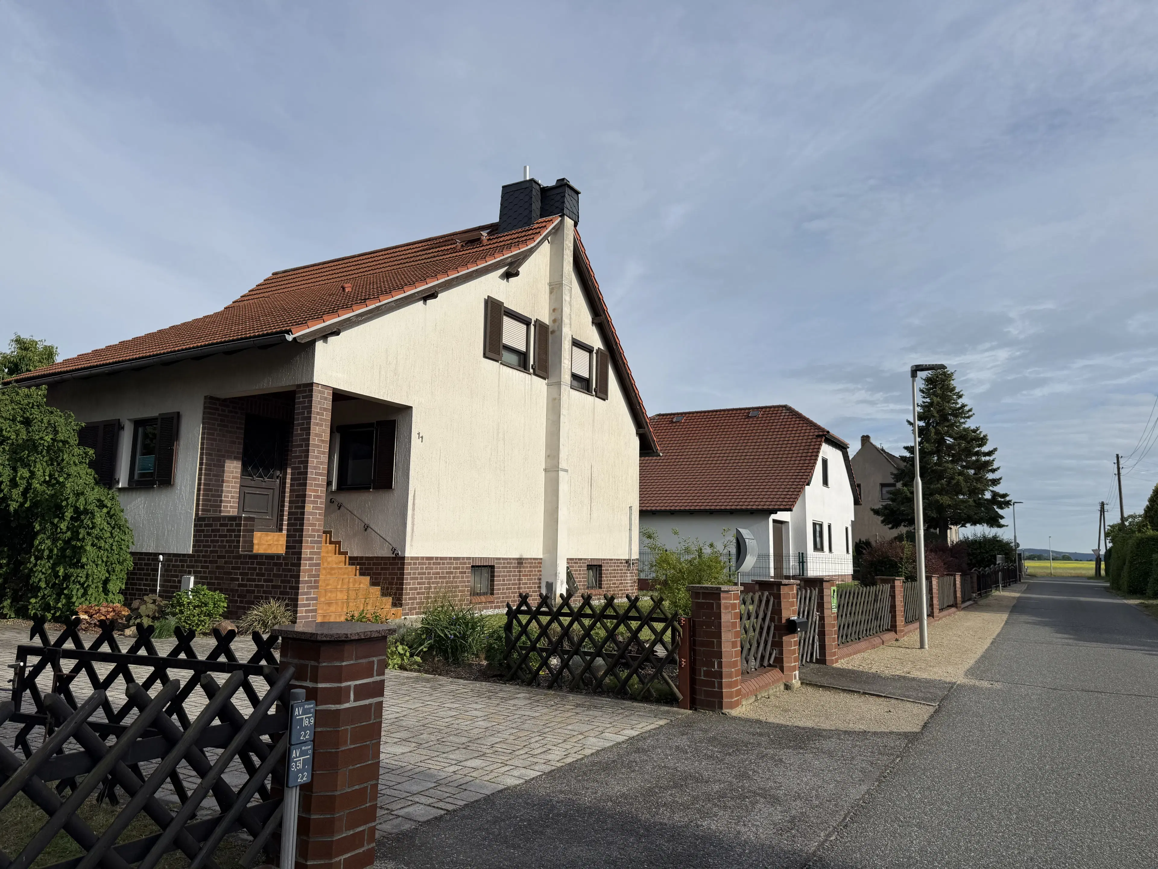 Woonhuis met schuur op 1.309 m² perceel in Jänkendorf - Duitsland