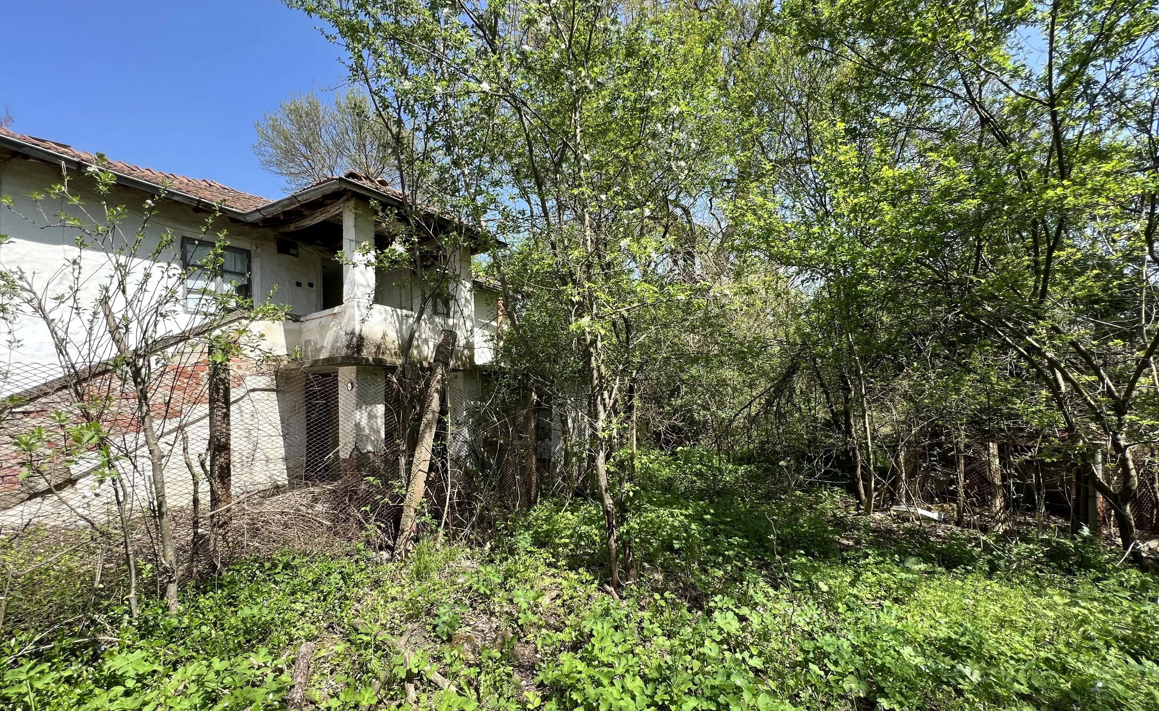 PARTNERVEILING - Farm house, Dennitsa (Bulgarije) 