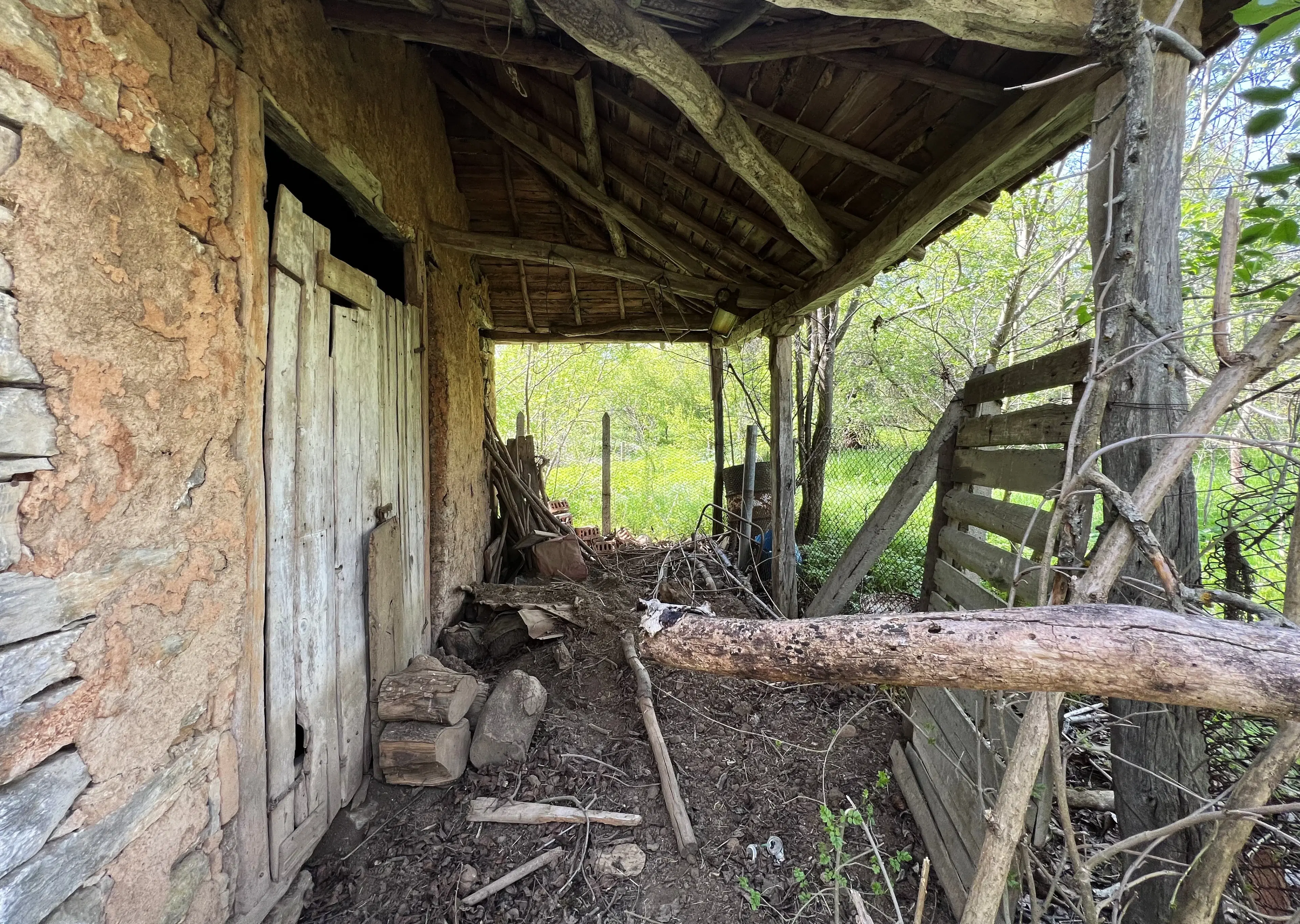 PARTNERVEILING - Farm house, Dennitsa (Bulgarije) 