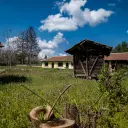 Gezinswoning op 2.090 m² perceel en bijgebouwen in Karaisen, Veliko Tarnovo - Bulgarije