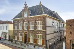 Waalwijk, Grotestraat 268