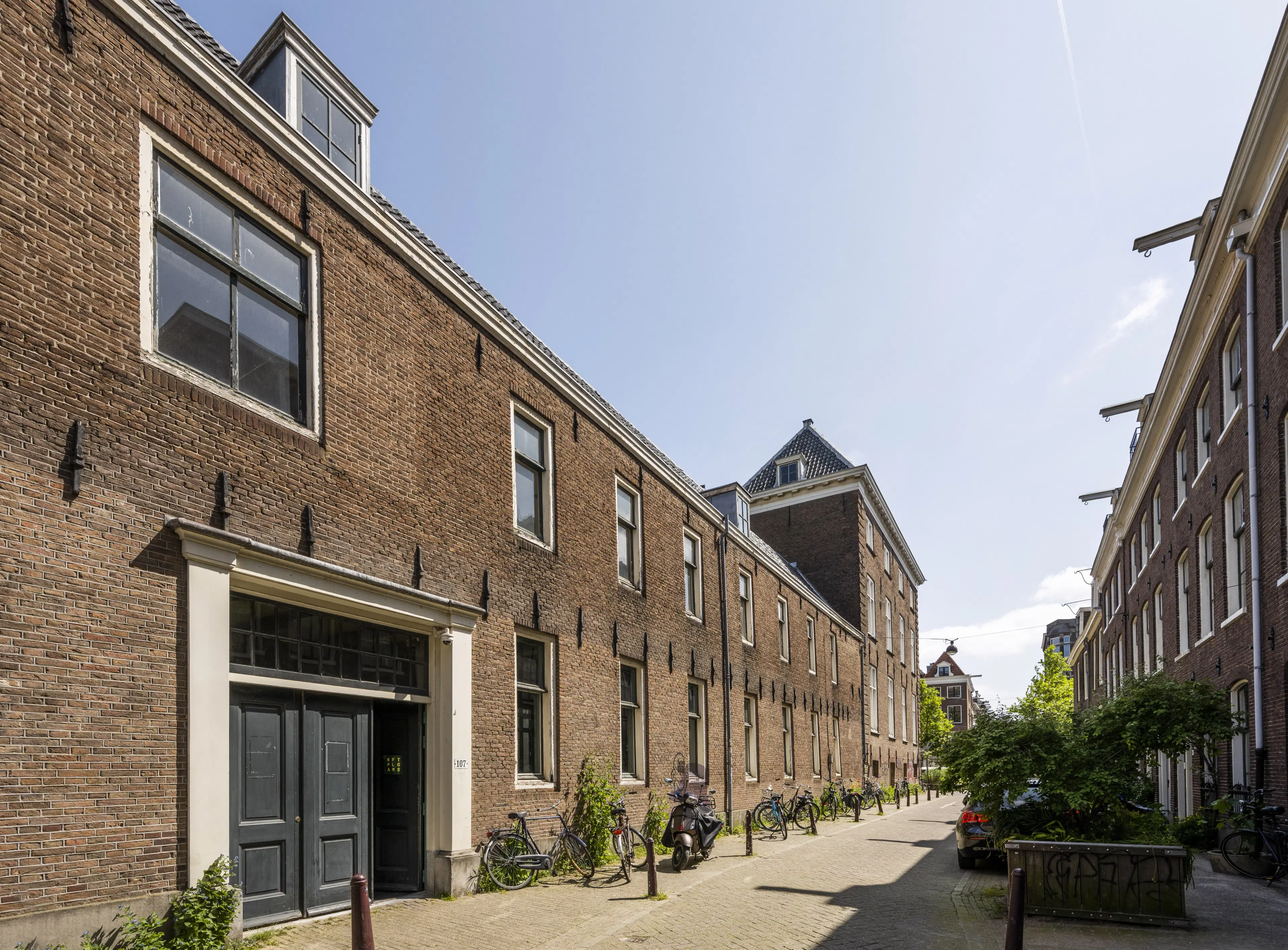 Gebouwencomplex genaamd Hospice Wallon (Voormalig Maison Descartes)