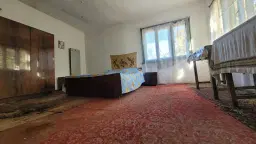 Huis en 790 m² grond en bijgebouwen in Kireevo - Bulgarije